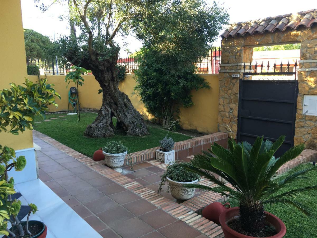 Villa La Jara El Puerto de Santa Maria Exterior photo